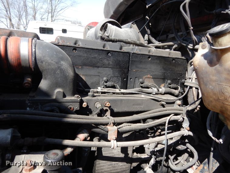 image for item DG6395 1995 Kenworth T600 semi truck