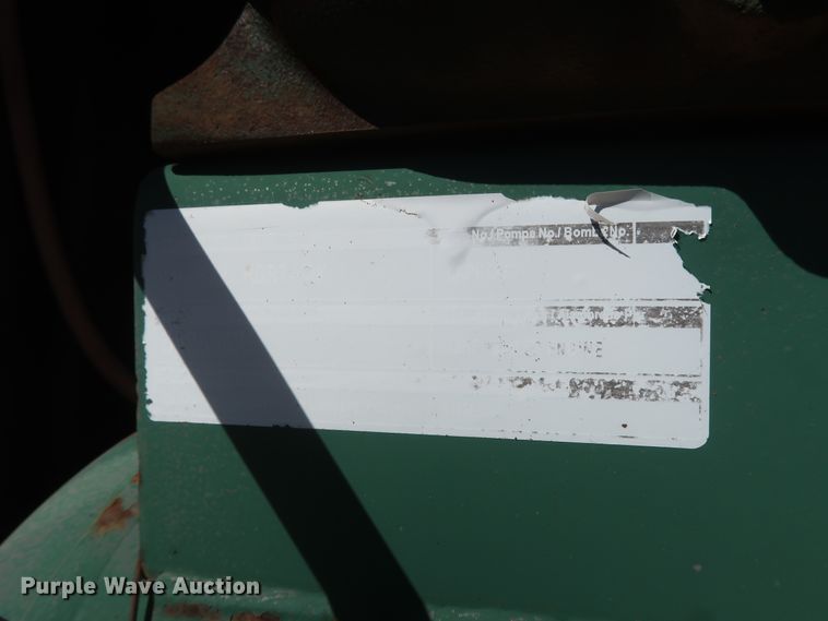 image for item DG7134 1998 Peterbilt 330 service truck