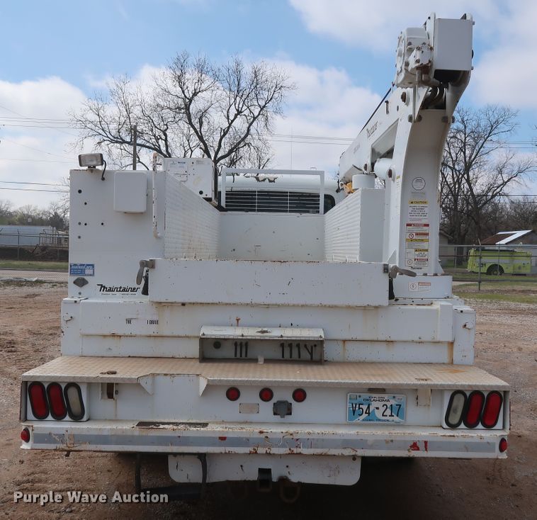 image for item DG7135 2007 Freightliner Business Class M2 service truck with crane