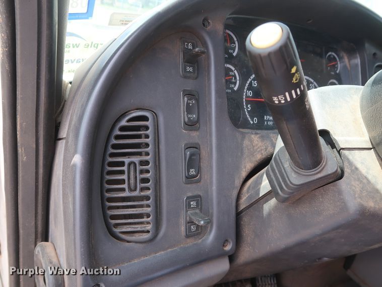 image for item DG7135 2007 Freightliner Business Class M2 service truck with crane