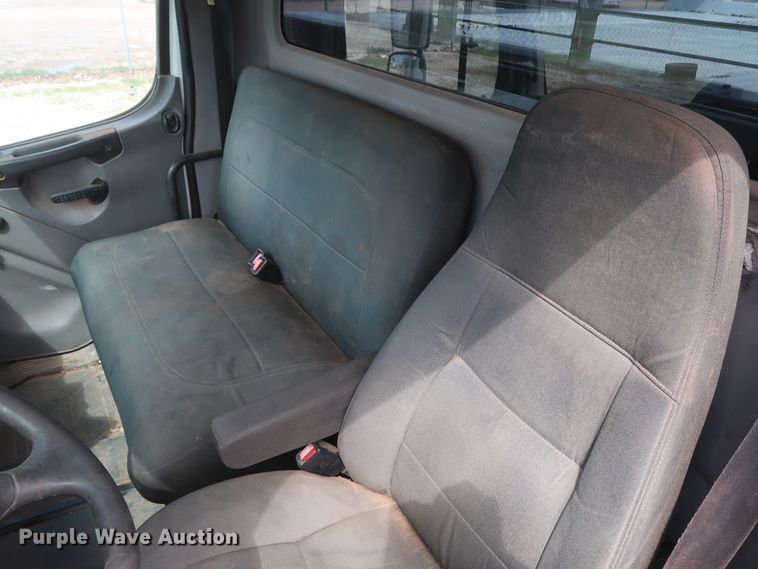 image for item DG7135 2007 Freightliner Business Class M2 service truck with crane