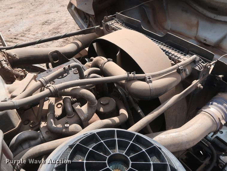 image for item DG7135 2007 Freightliner Business Class M2 service truck with crane