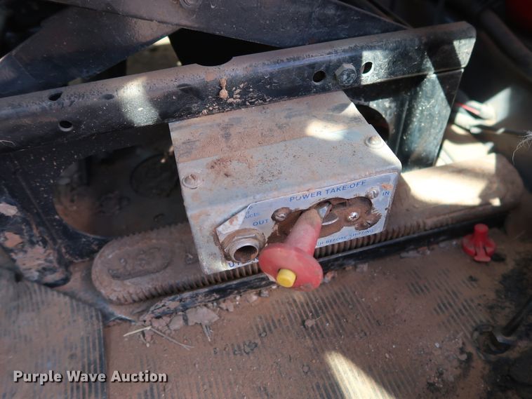 image for item DG7157 1995 Mack RD690S tank truck