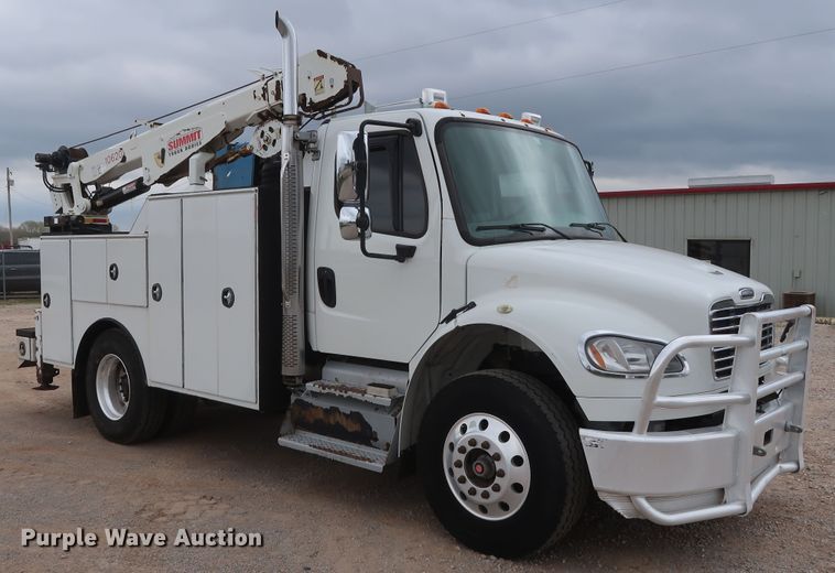 image for item DG7161 2011 Freightliner Business Class M2 service truck with crane