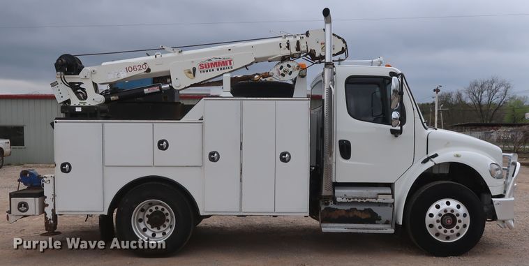 image for item DG7161 2011 Freightliner Business Class M2 service truck with crane