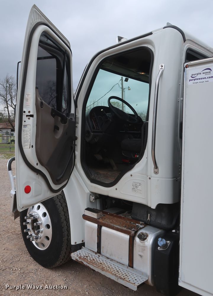 image for item DG7161 2011 Freightliner Business Class M2 service truck with crane