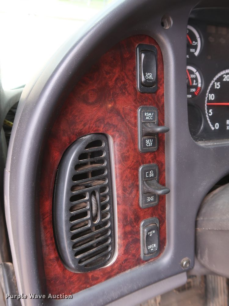 image for item DG7161 2011 Freightliner Business Class M2 service truck with crane