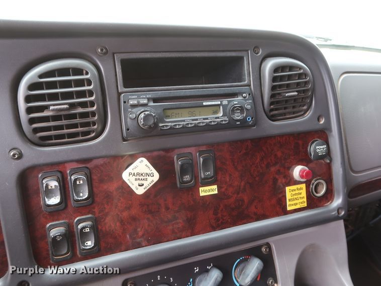 image for item DG7161 2011 Freightliner Business Class M2 service truck with crane