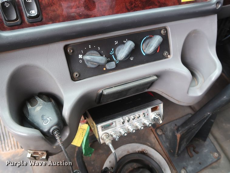 image for item DG7161 2011 Freightliner Business Class M2 service truck with crane