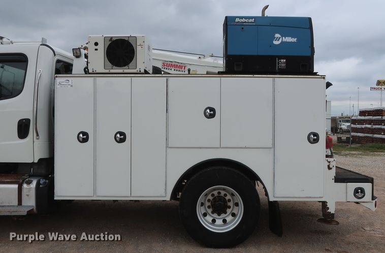 image for item DG7161 2011 Freightliner Business Class M2 service truck with crane