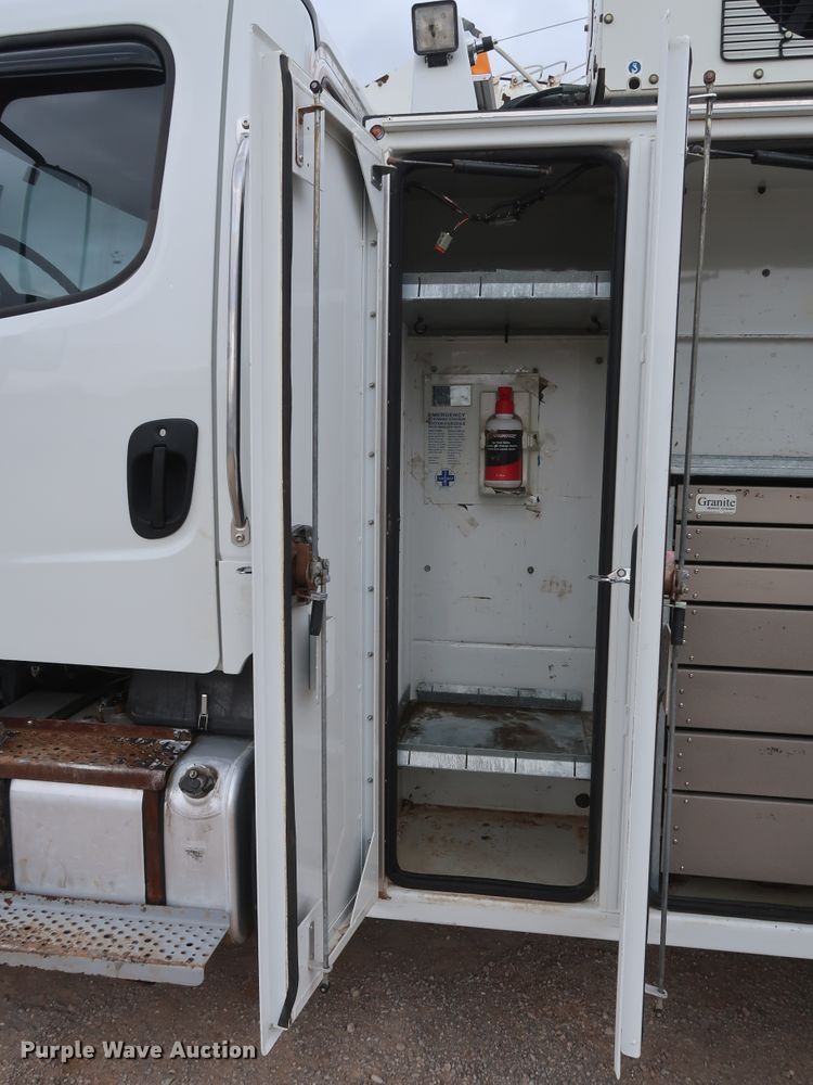 image for item DG7161 2011 Freightliner Business Class M2 service truck with crane