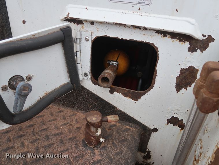 image for item DG7161 2011 Freightliner Business Class M2 service truck with crane