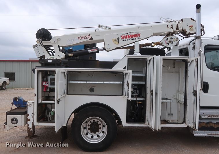 image for item DG7161 2011 Freightliner Business Class M2 service truck with crane