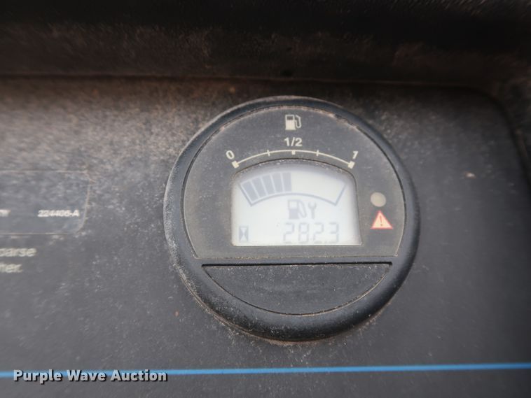 image for item DG7161 2011 Freightliner Business Class M2 service truck with crane