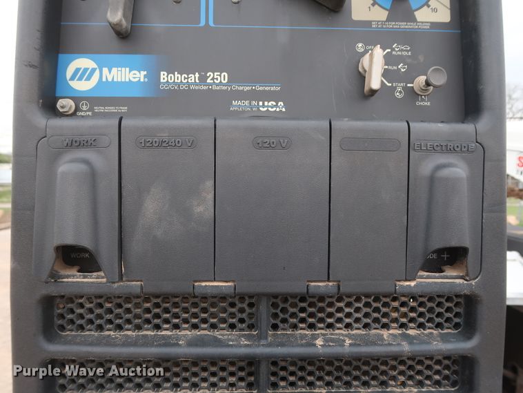 image for item DG7161 2011 Freightliner Business Class M2 service truck with crane