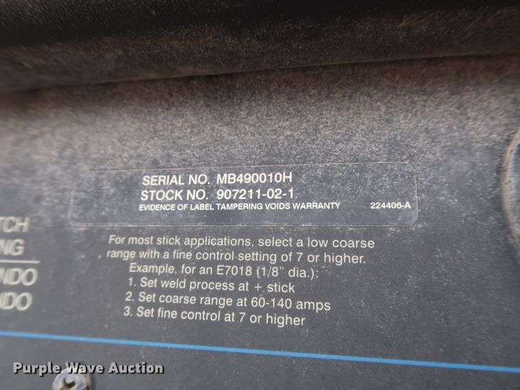 image for item DG7161 2011 Freightliner Business Class M2 service truck with crane