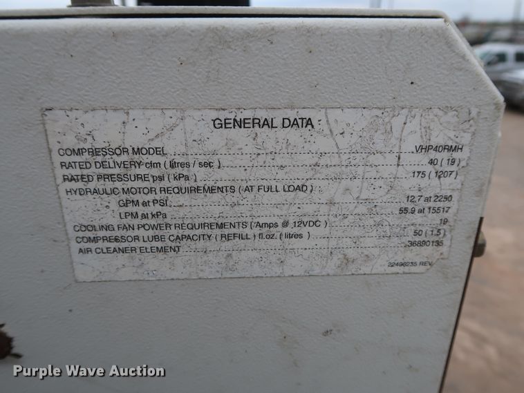 image for item DG7161 2011 Freightliner Business Class M2 service truck with crane