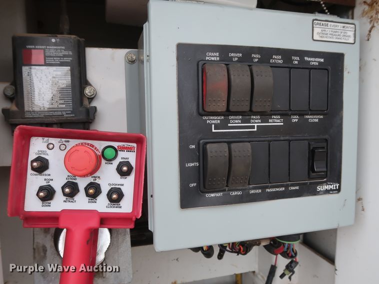 image for item DG7161 2011 Freightliner Business Class M2 service truck with crane