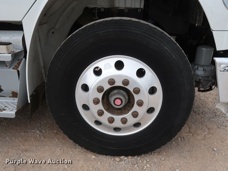 image for item DG7161 2011 Freightliner Business Class M2 service truck with crane