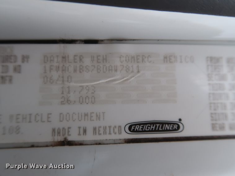 image for item DG7161 2011 Freightliner Business Class M2 service truck with crane