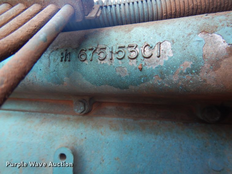 image for item GE9322 1990 International 4900 flatbed truck