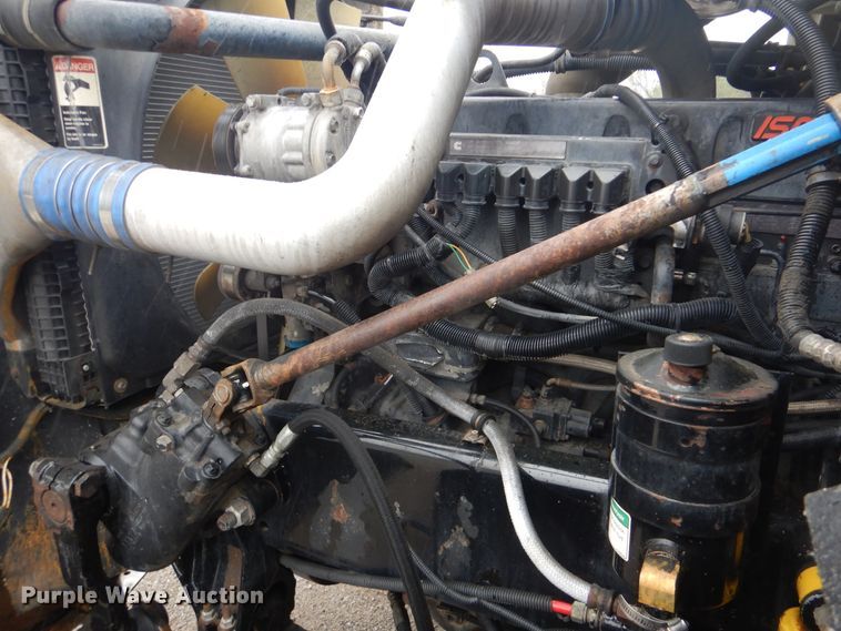 image for item GF9140 2003 Freightliner FLD120 fuel truck