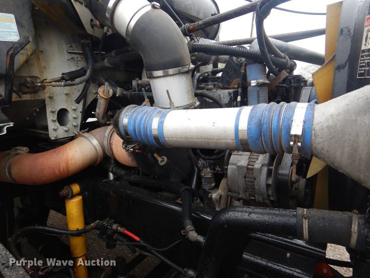 image for item GF9140 2003 Freightliner FLD120 fuel truck