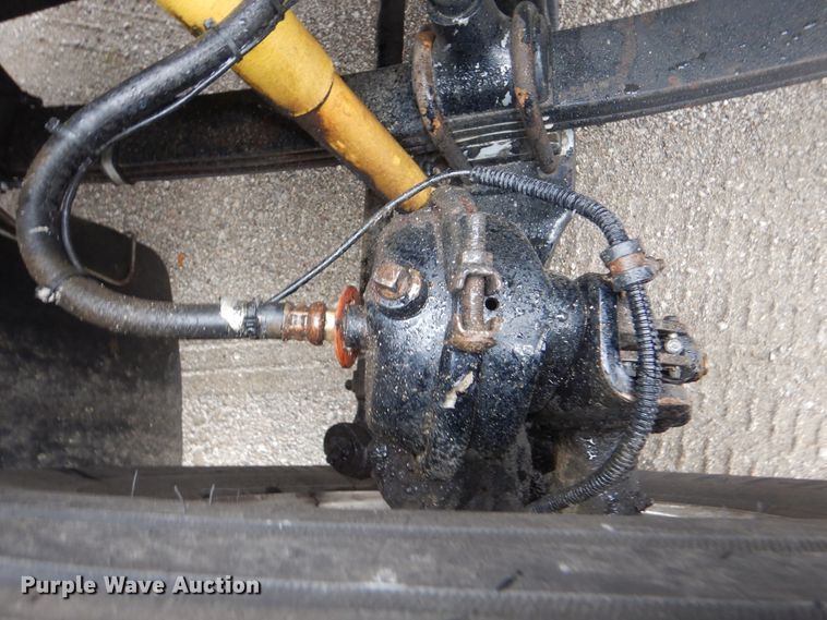 image for item GF9140 2003 Freightliner FLD120 fuel truck