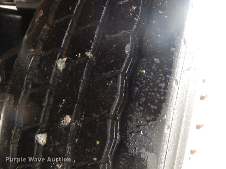 image for item GF9140 2003 Freightliner FLD120 fuel truck