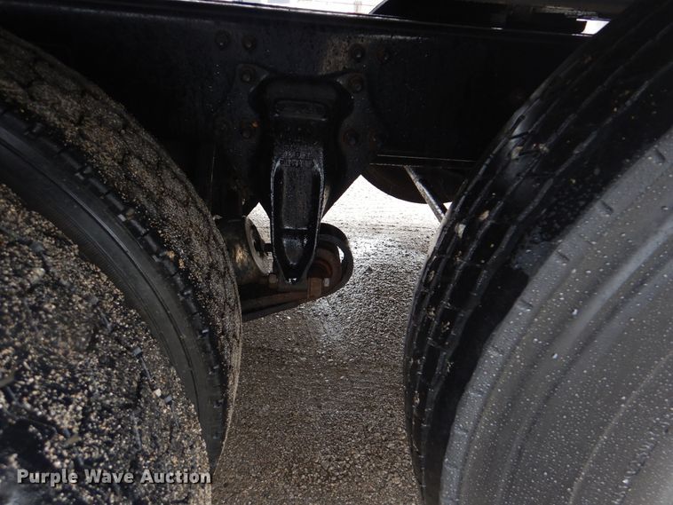 image for item GF9140 2003 Freightliner FLD120 fuel truck