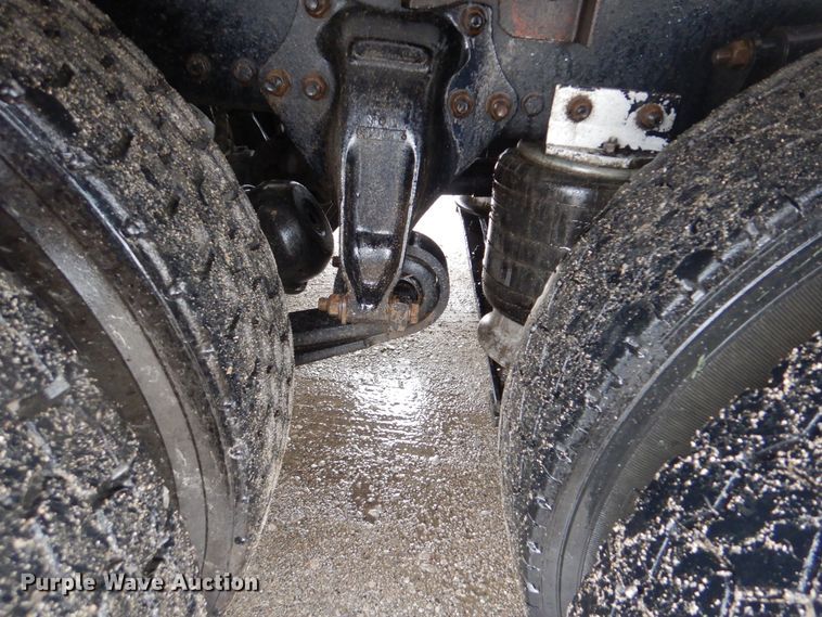 image for item GF9140 2003 Freightliner FLD120 fuel truck