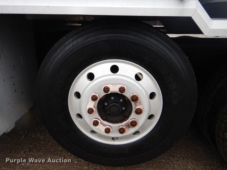 image for item GF9140 2003 Freightliner FLD120 fuel truck