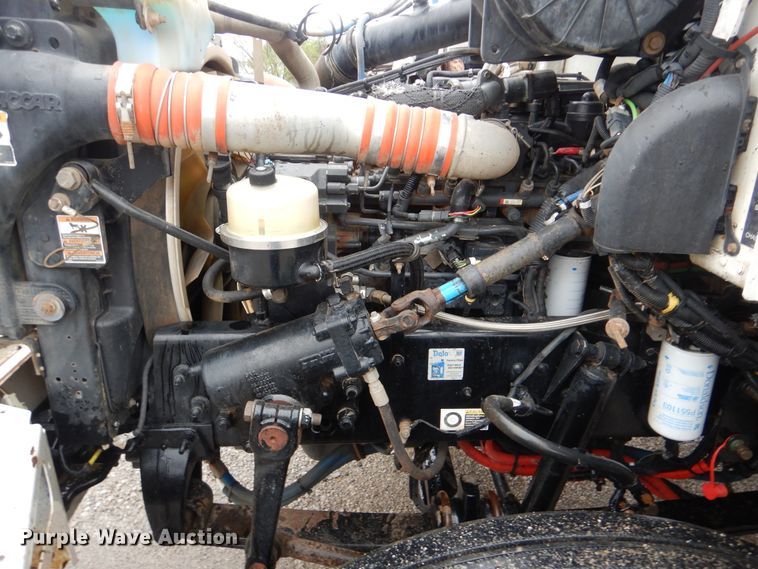 image for item GF9142 2012 Peterbilt 337 truck cab and chassis