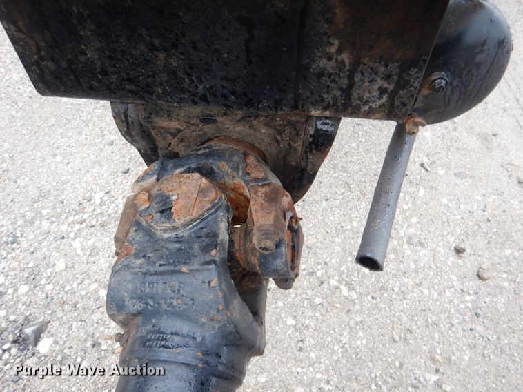 image for item GF9142 2012 Peterbilt 337 truck cab and chassis