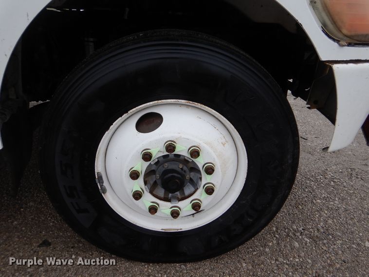 image for item GF9142 2012 Peterbilt 337 truck cab and chassis