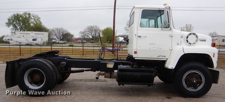 image for item GF9143 1990 Ford LN8000 semi truck