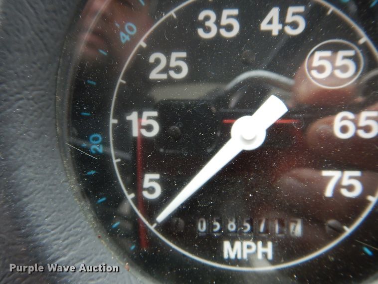 image for item GF9143 1990 Ford LN8000 semi truck