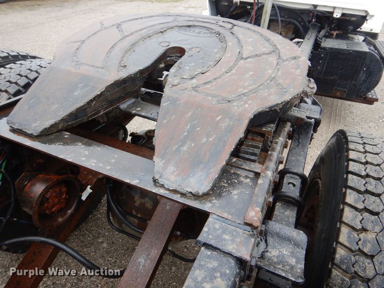 image for item GF9143 1990 Ford LN8000 semi truck