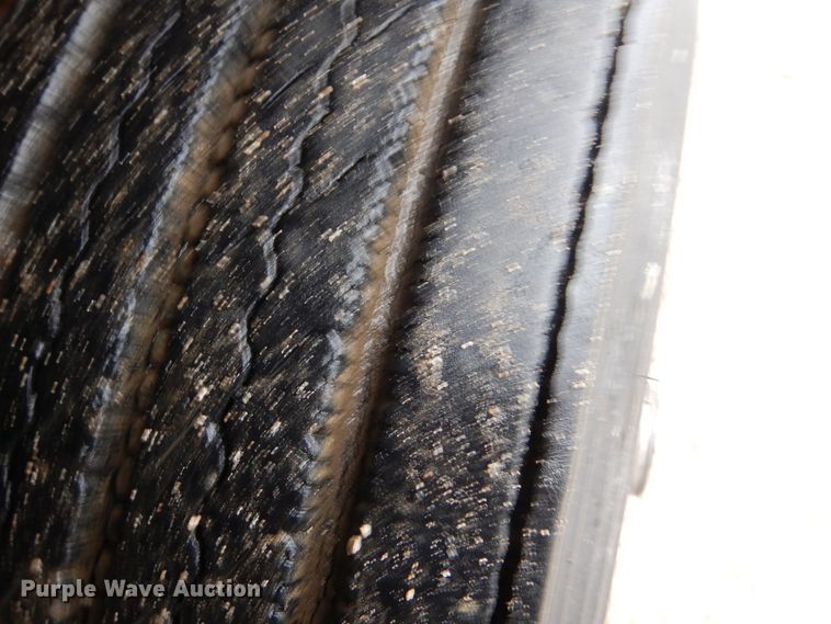 image for item GF9143 1990 Ford LN8000 semi truck