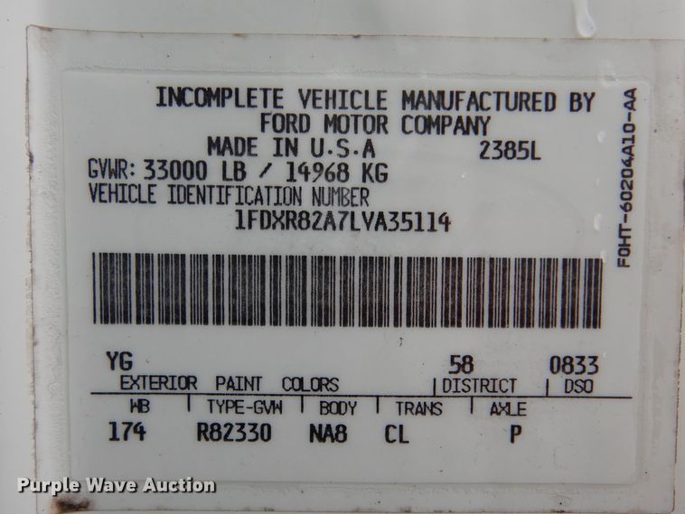 image for item GF9143 1990 Ford LN8000 semi truck