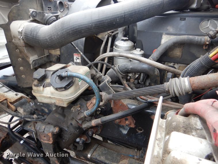 image for item GF9145 2004 Freightliner Business Class M2 service truck with crane