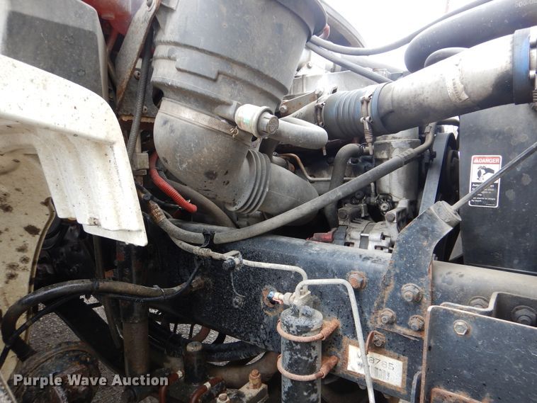 image for item GF9145 2004 Freightliner Business Class M2 service truck with crane