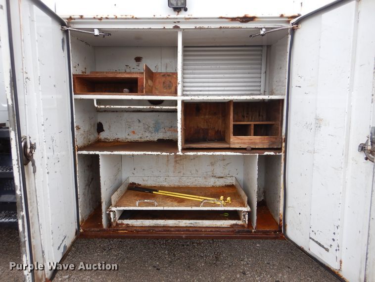 image for item GF9145 2004 Freightliner Business Class M2 service truck with crane