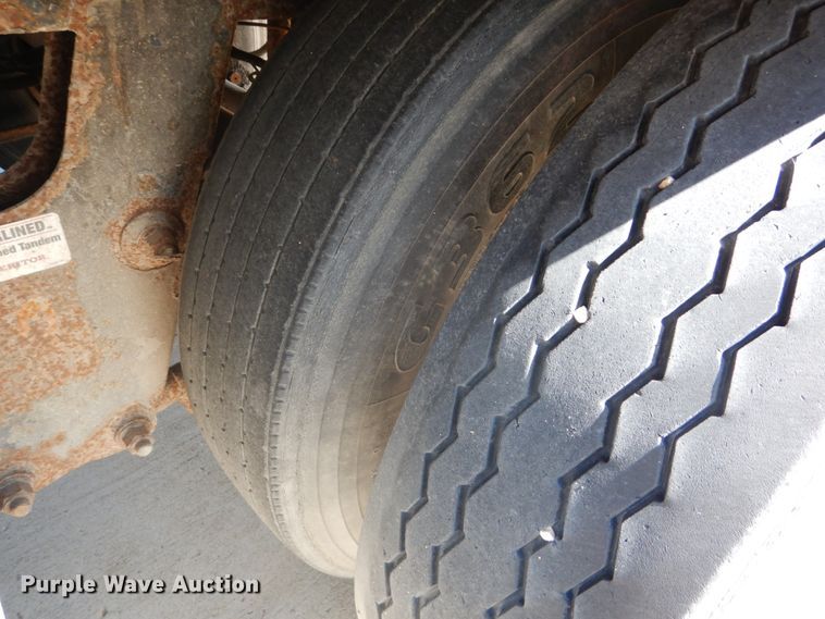 image for item GO9083 2000 Wabash Duraplate dry van trailer