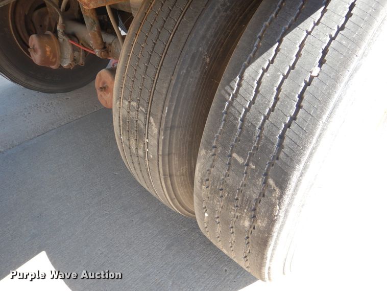 image for item GO9084 2000 Wabash Duraplate dry van trailer