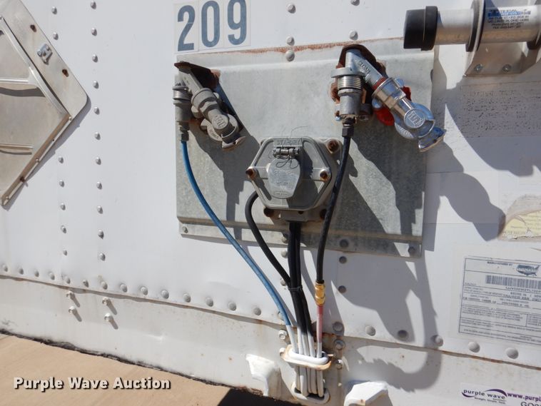 image for item GO9085 2000 Wabash Duraplate dry van trailer