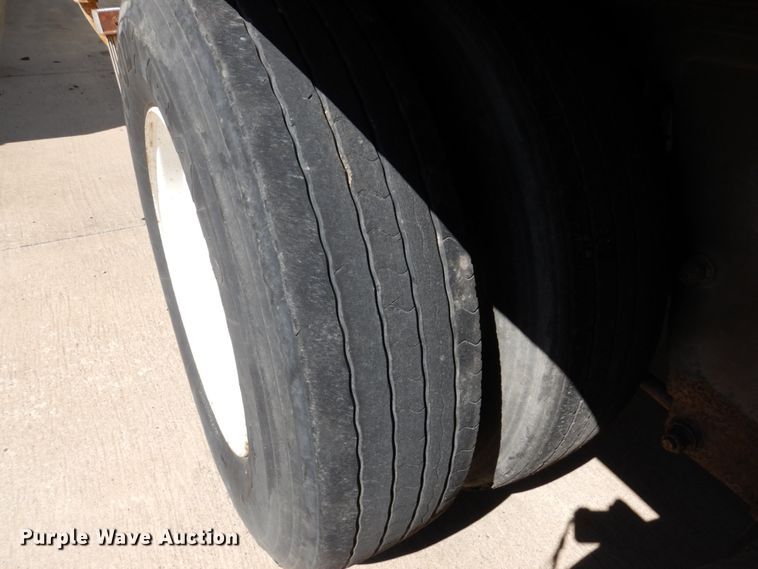 image for item GO9087 2000 Wabash Duraplate dry van trailer