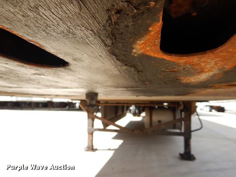 image for item GO9088 2003 Great Dane T8117Z-1A53 refrigerated van trailer