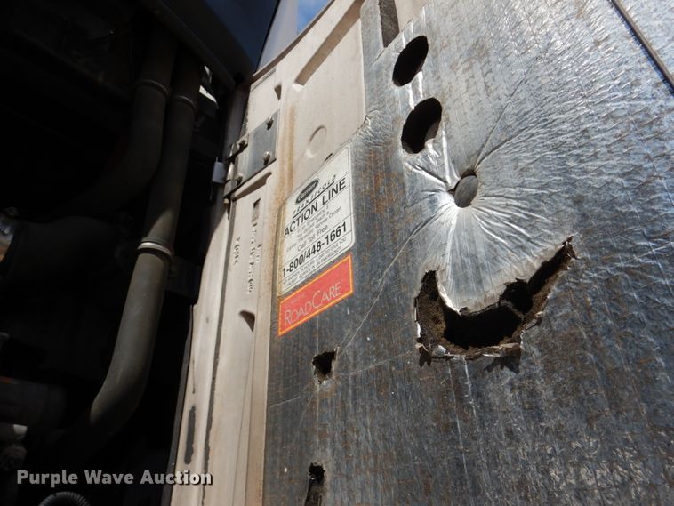 image for item GO9088 2003 Great Dane T8117Z-1A53 refrigerated van trailer