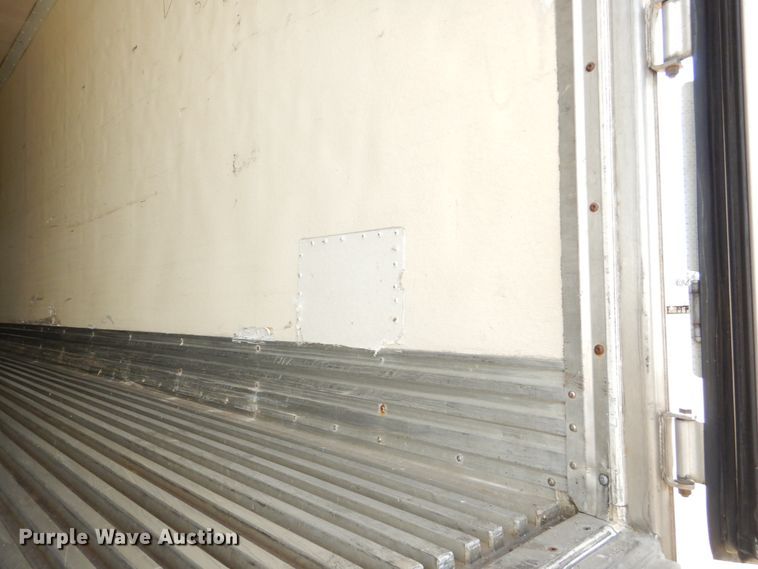 image for item GO9088 2003 Great Dane T8117Z-1A53 refrigerated van trailer